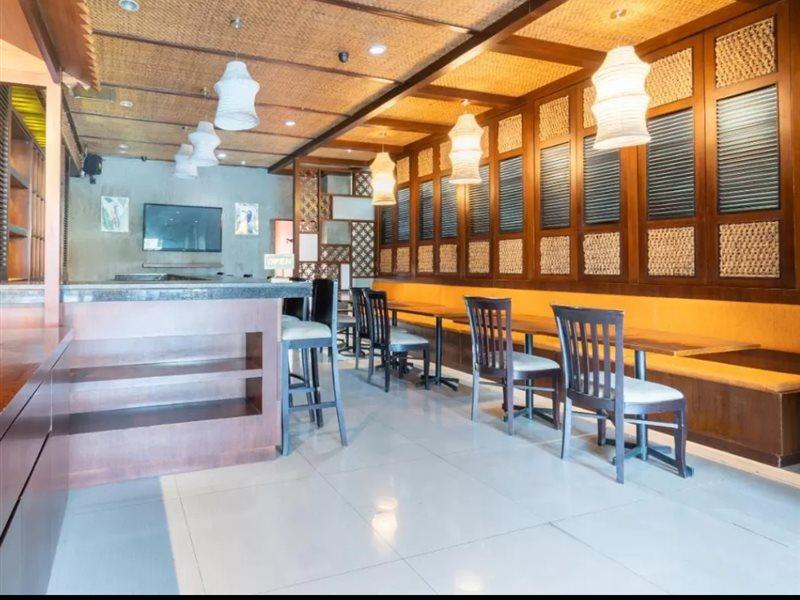Super Oyo Flagship 91863 Metro House Hotel Surabaya Ngoại thất bức ảnh