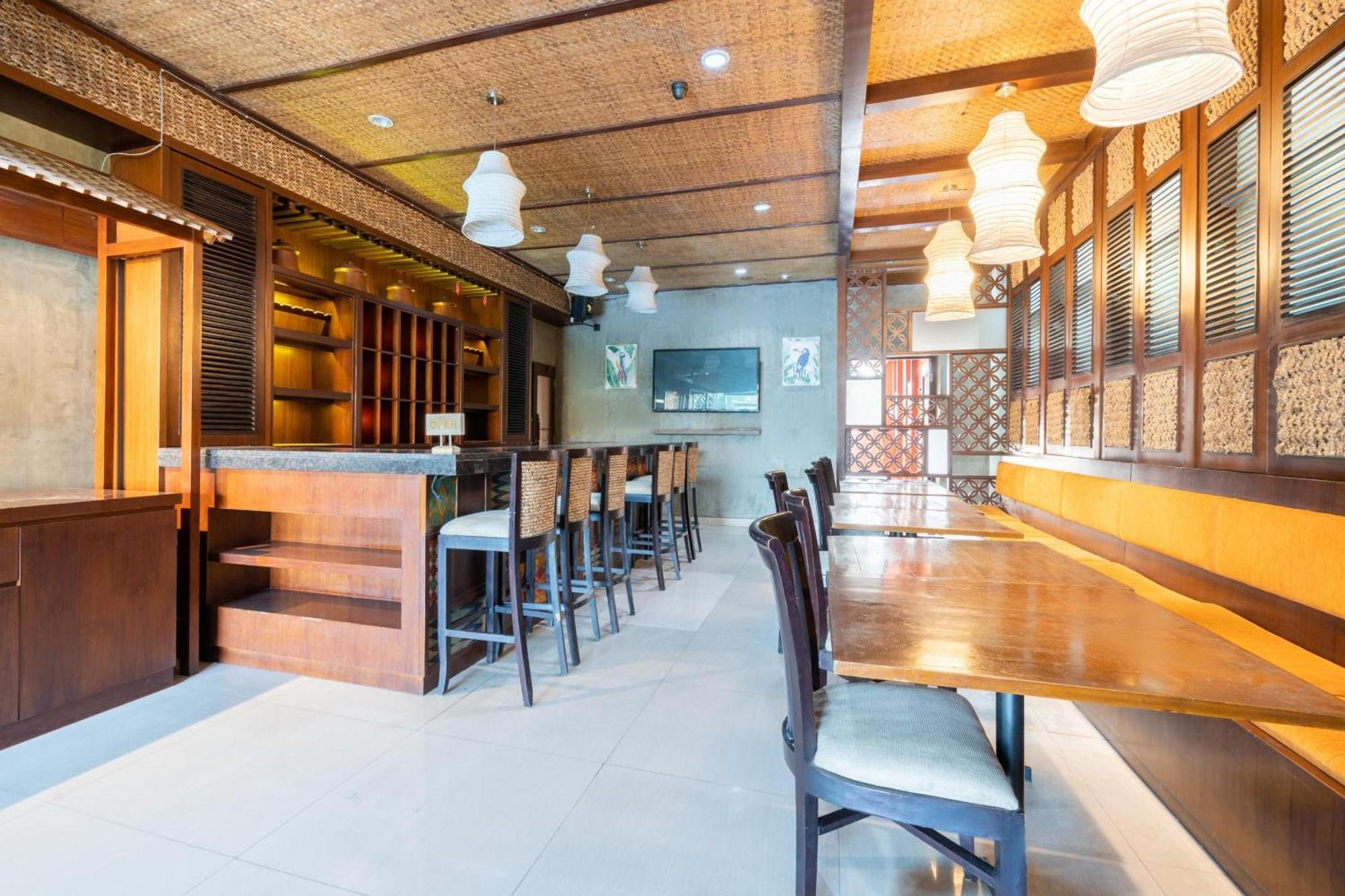 Super Oyo Flagship 91863 Metro House Hotel Surabaya Ngoại thất bức ảnh