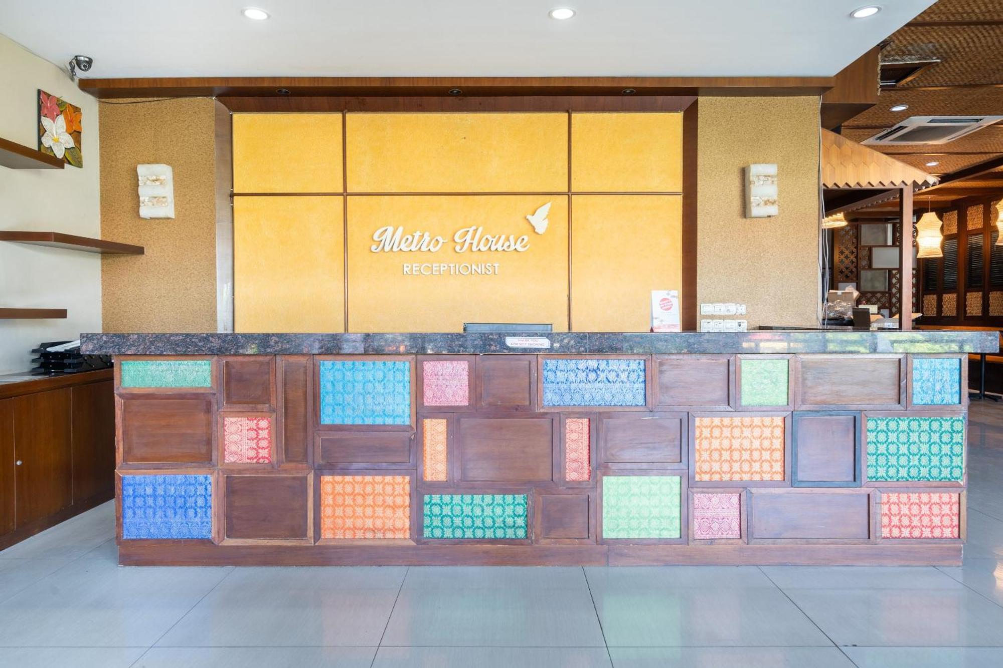 Super Oyo Flagship 91863 Metro House Hotel Surabaya Ngoại thất bức ảnh